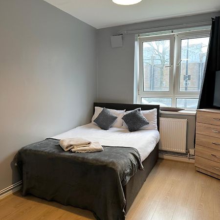 1 Bedroom Flat In Whitechapel, ロンドン エクステリア 写真