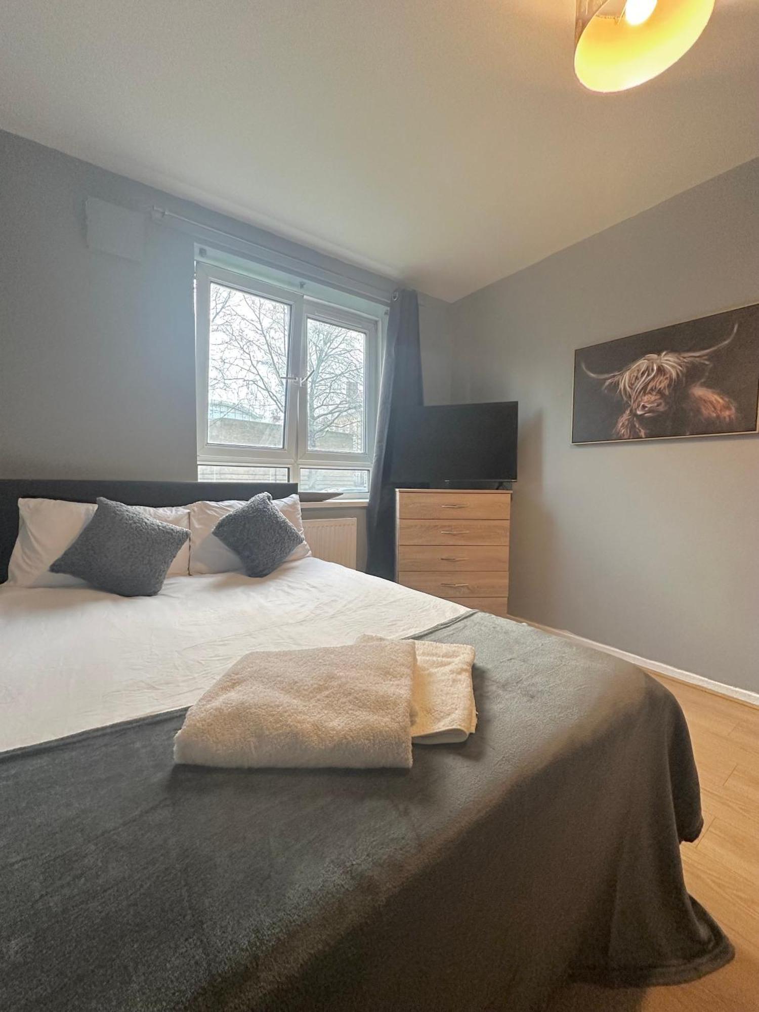 1 Bedroom Flat In Whitechapel, ロンドン エクステリア 写真