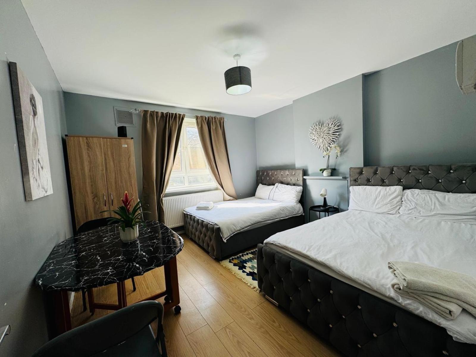 1 Bedroom Flat In Whitechapel, ロンドン エクステリア 写真